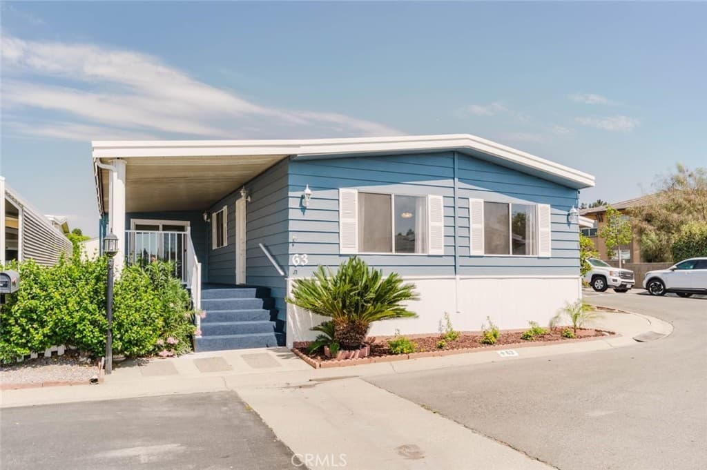 Home at 3800 Bradford 63, La Verne — photo 4 of 12