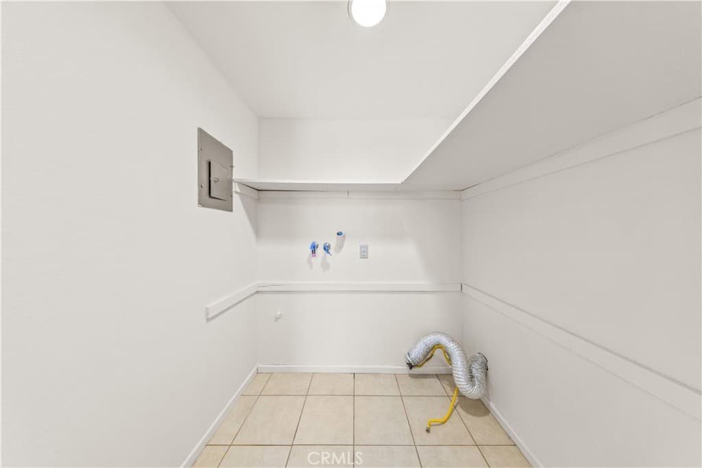 Condo at 120 Bonita A, Arcadia — photo 9 of 12