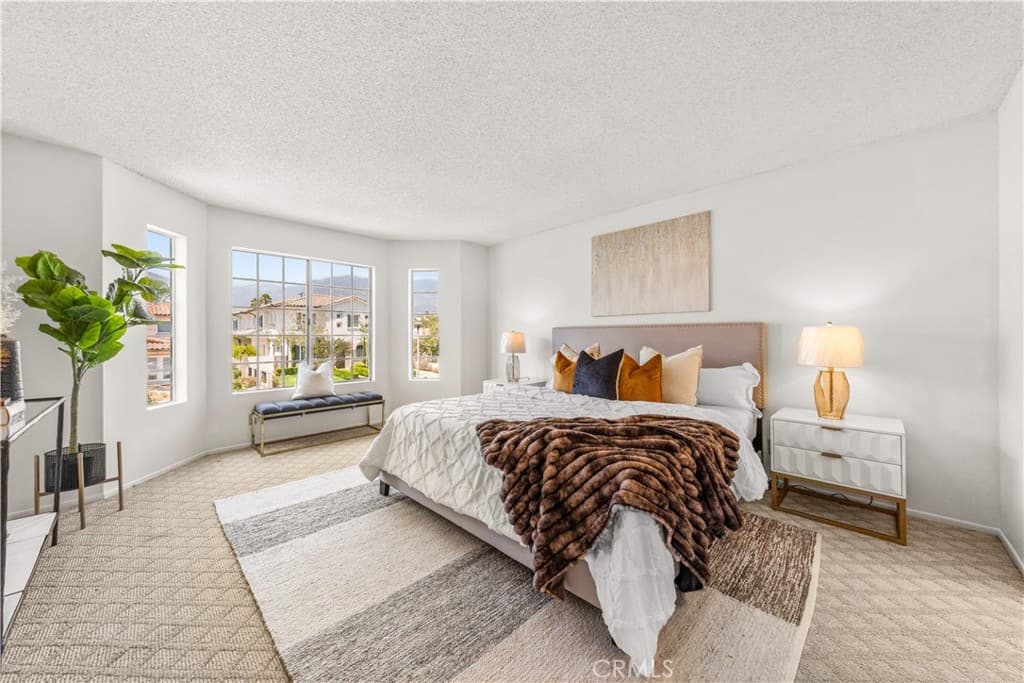 Condo at 120 Bonita A, Arcadia — photo 10 of 12