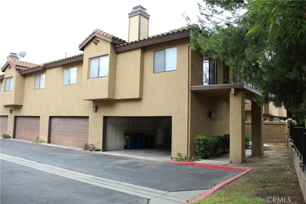Townhouse at 1447 Kauai, West Covina — photo 11 of 12