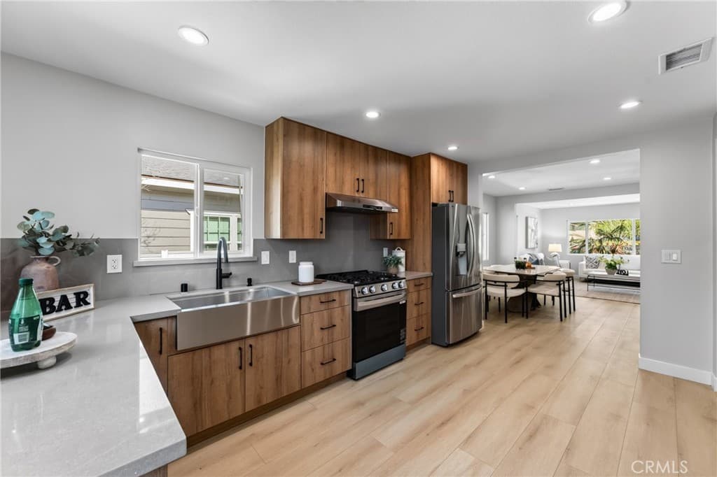 Multi-Family at 612 614 E Colorado Boulevard, Monrovia — photo 5 of 12