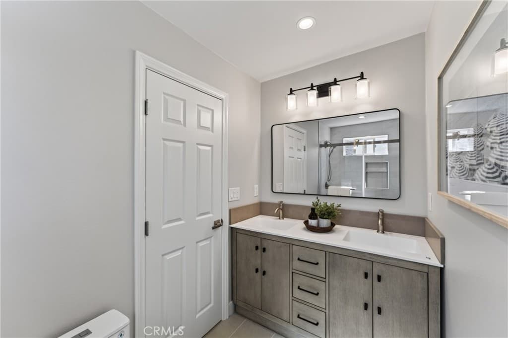 Multi-Family at 612 614 E Colorado Boulevard, Monrovia — photo 10 of 12