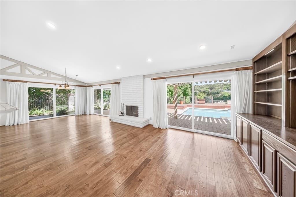 Home at 1526 S Fairway Knolls, West Covina — photo 11 of 12
