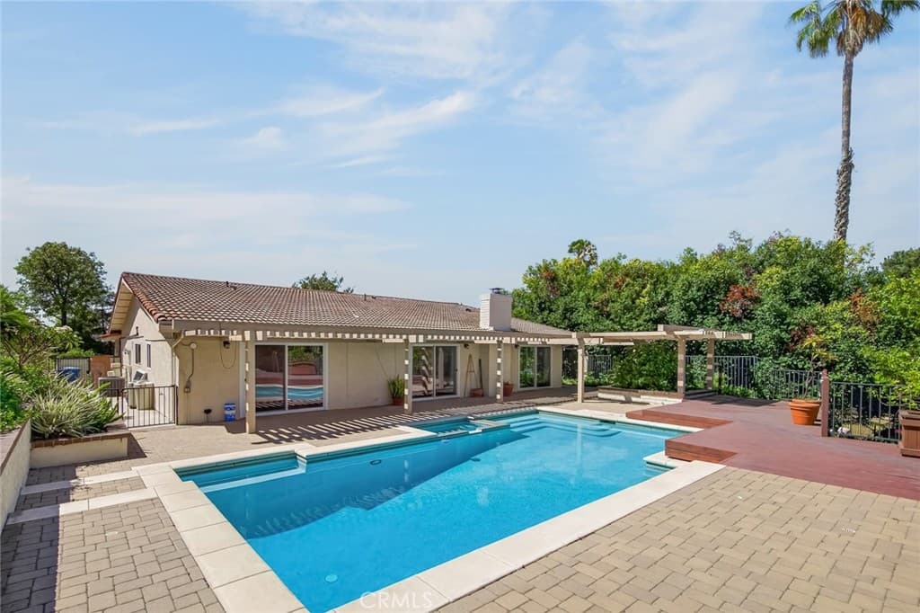 Home at 1526 S Fairway Knolls, West Covina — photo 3 of 12