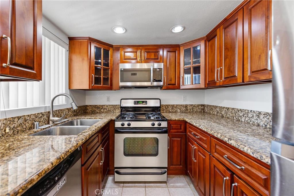 Condo at 1637 Bridgeport, West Covina — photo 8 of 12