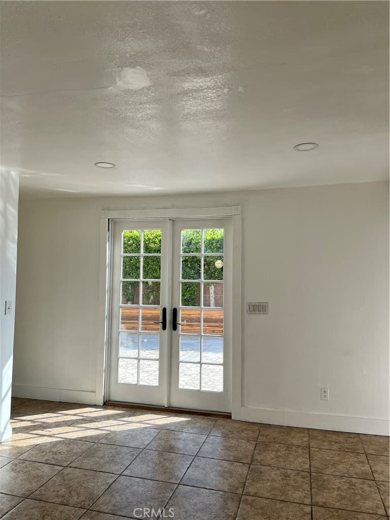 Home at 14905 central Avenue, Baldwin Park — photo 5 of 9