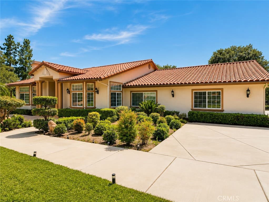 Home at 225 Barranca, Bradbury — photo 1 of 12