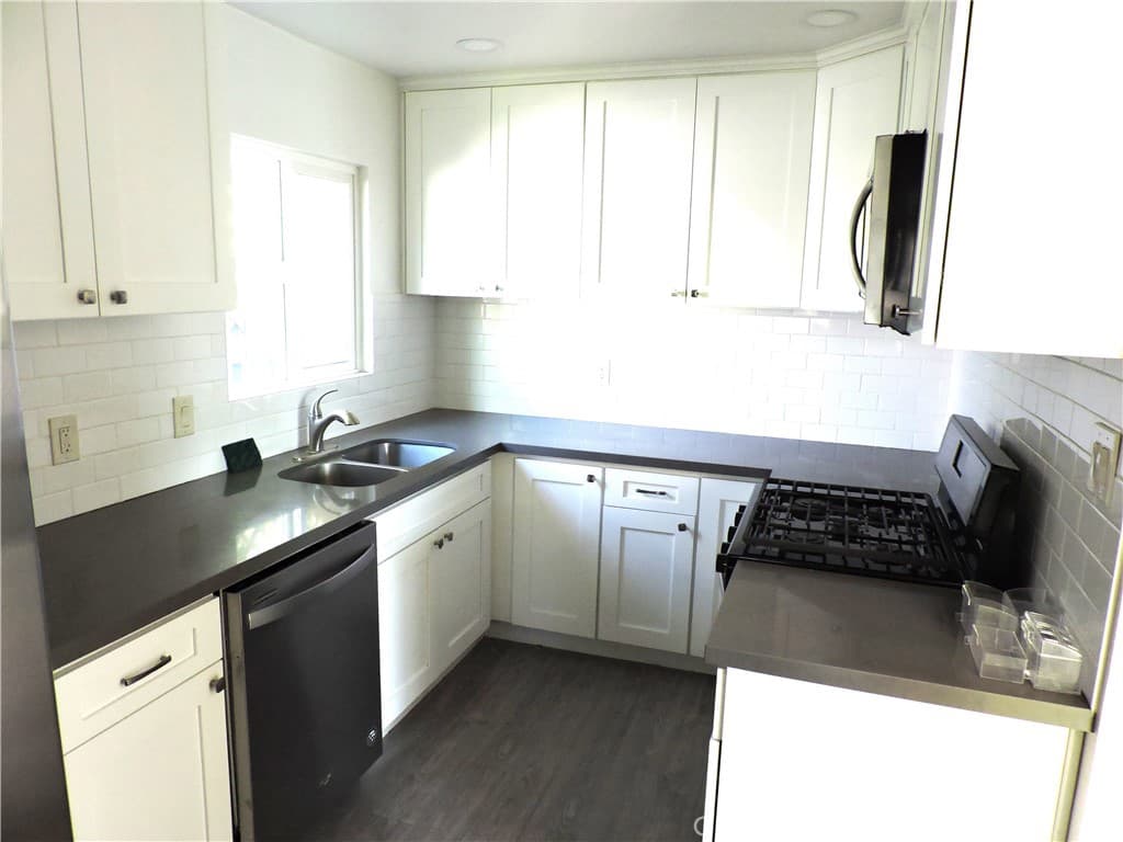 Multi-Family at 821 Oakdale, Monrovia — photo 11 of 12