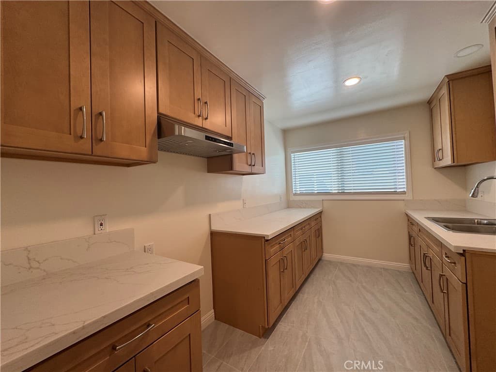Multi-Family at 522 W Linwood Avenue, Monrovia — photo 10 of 12