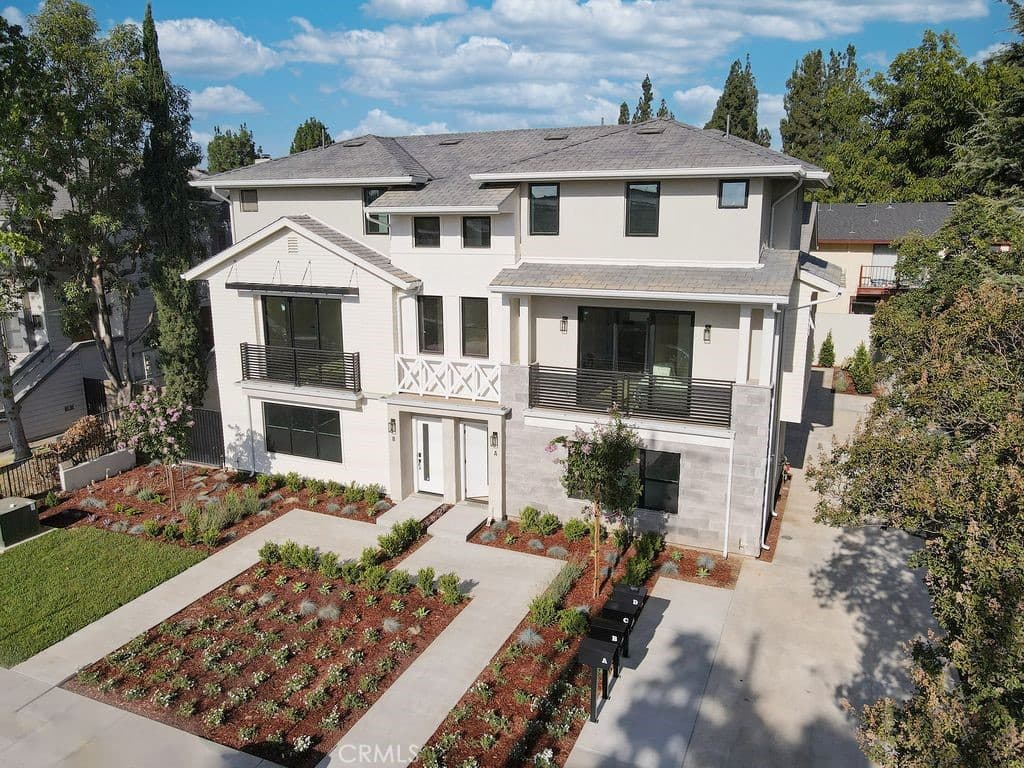 Condo at 1025 La Cadena Avenue A, Arcadia — photo 2 of 12