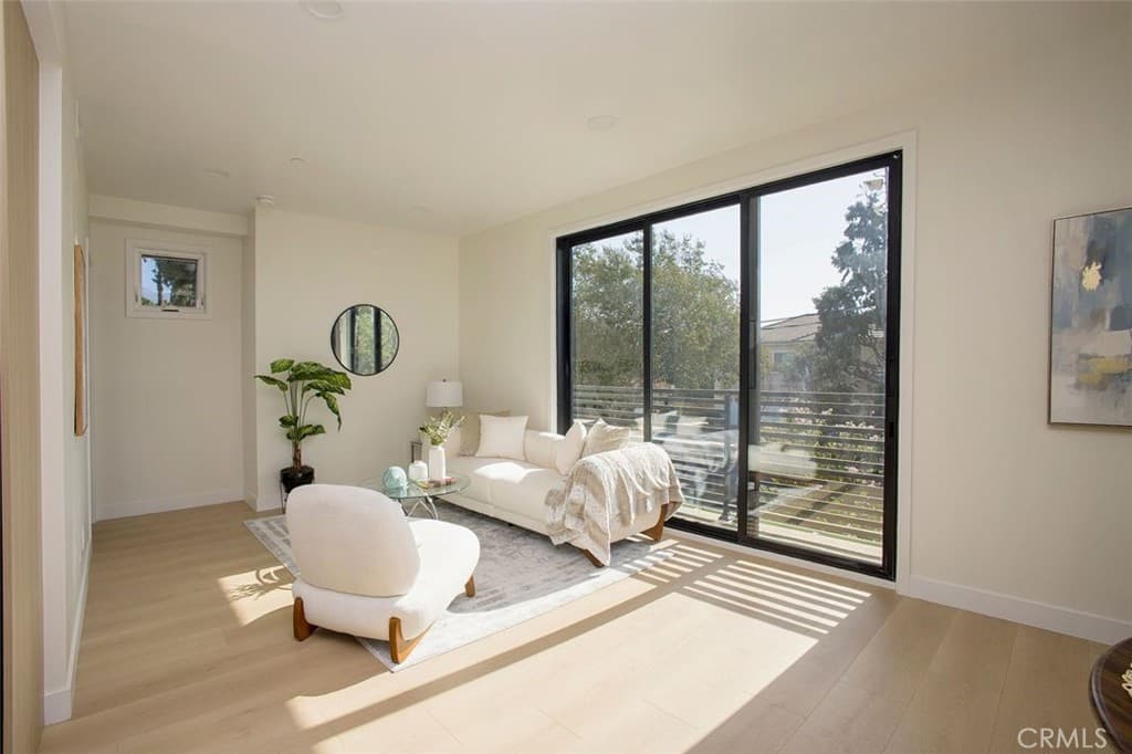 Condo at 1025 La Cadena Avenue A, Arcadia — photo 3 of 12