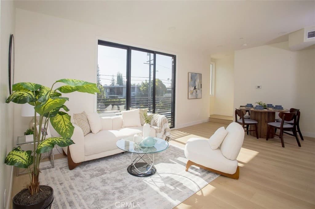 Condo at 1025 La Cadena Avenue A, Arcadia — photo 5 of 12