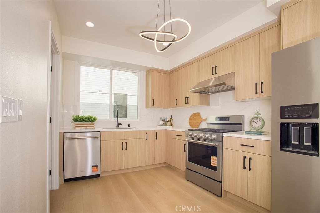 Condo at 1025 La Cadena Avenue B, Arcadia — photo 10 of 12