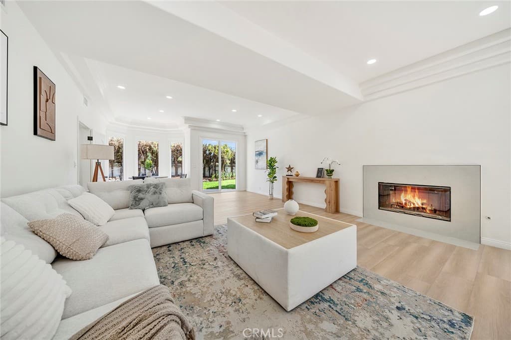 Home at 188 W Arthur Avenue, Arcadia — photo 8 of 12