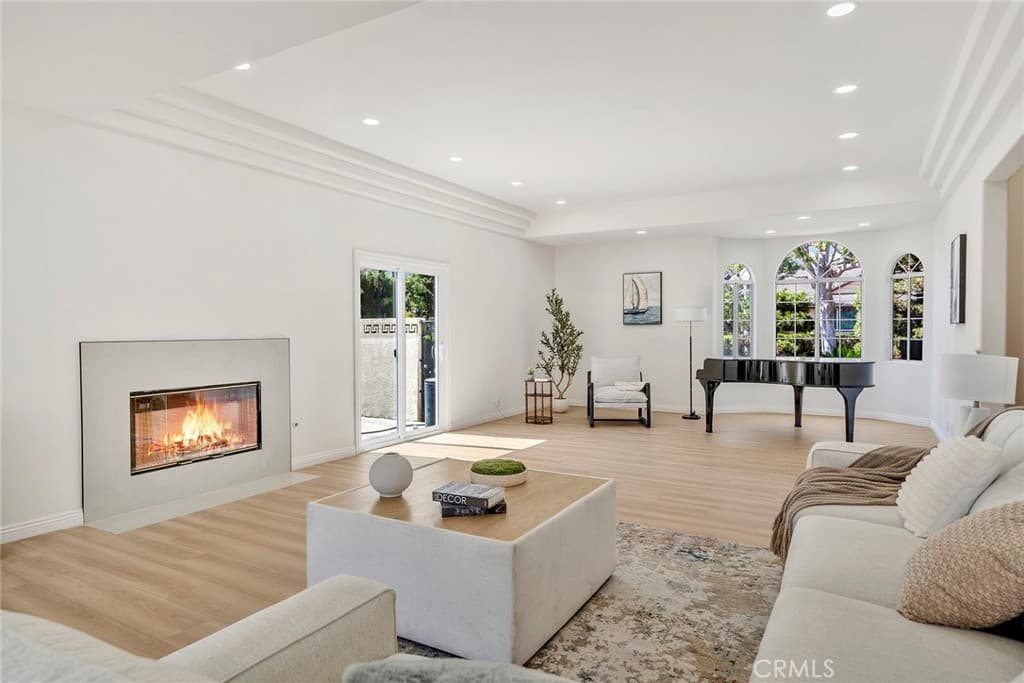 Home at 188 W Arthur Avenue, Arcadia — photo 10 of 12