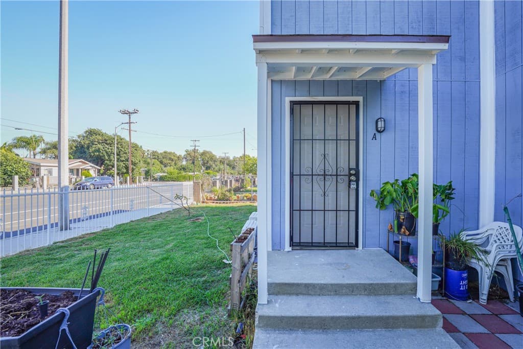 Multi-Family at 1133 S Park Avenue, Pomona — photo 5 of 12