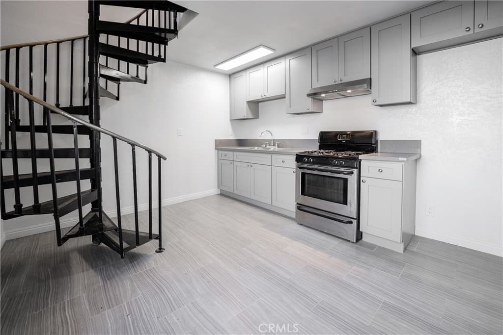 Multi-Family at 1133 S Park Avenue, Pomona — photo 8 of 12