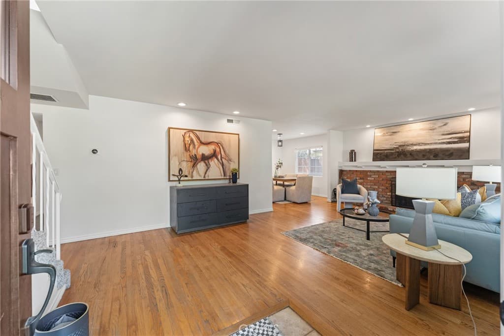 Home at 3474 Deerlane Drive, Duarte — photo 6 of 12