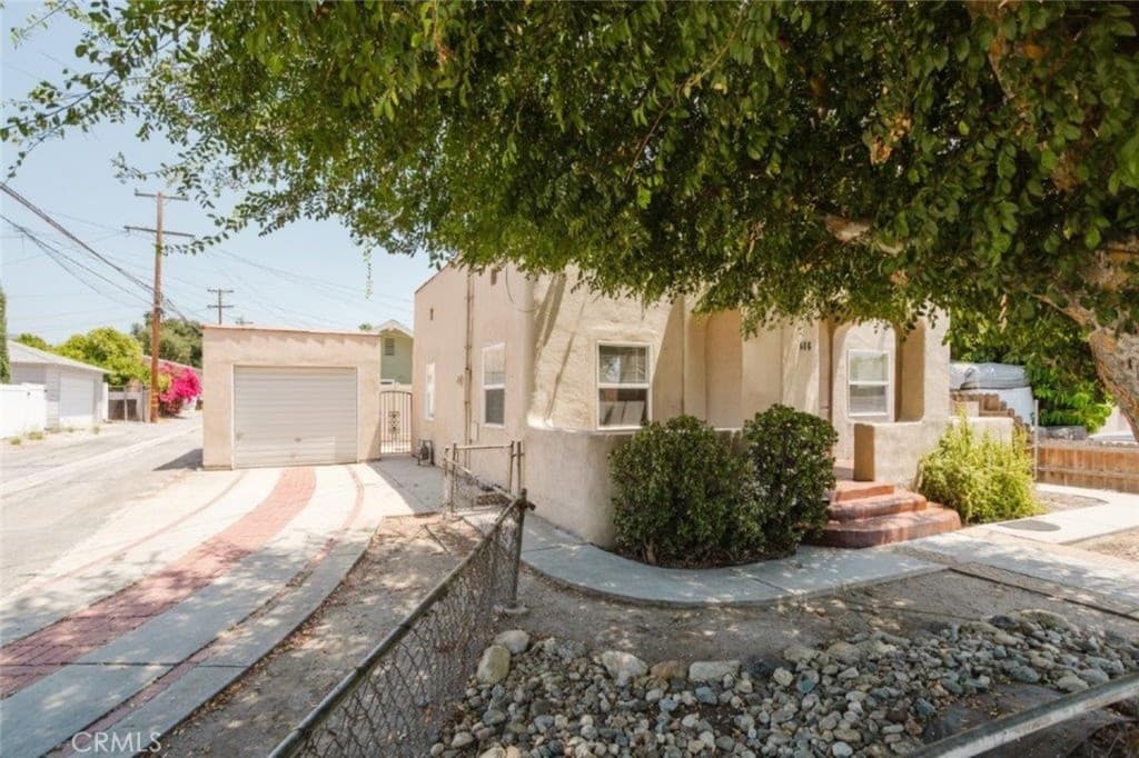Home at 616 S Canyon, Monrovia — photo 4 of 12