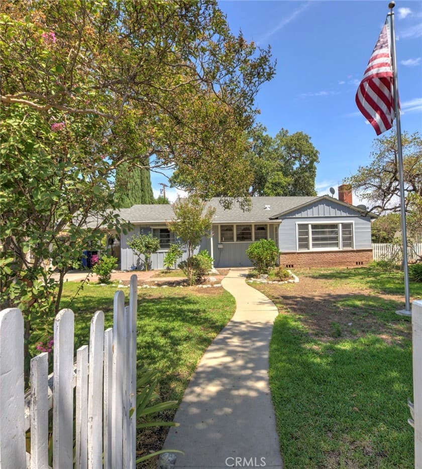 Home at 5340 Loma, Temple City — photo 4 of 12