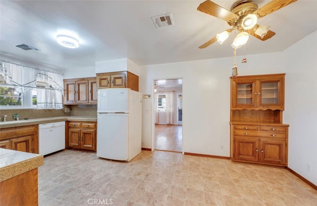Home at 5340 Loma, Temple City — photo 10 of 12