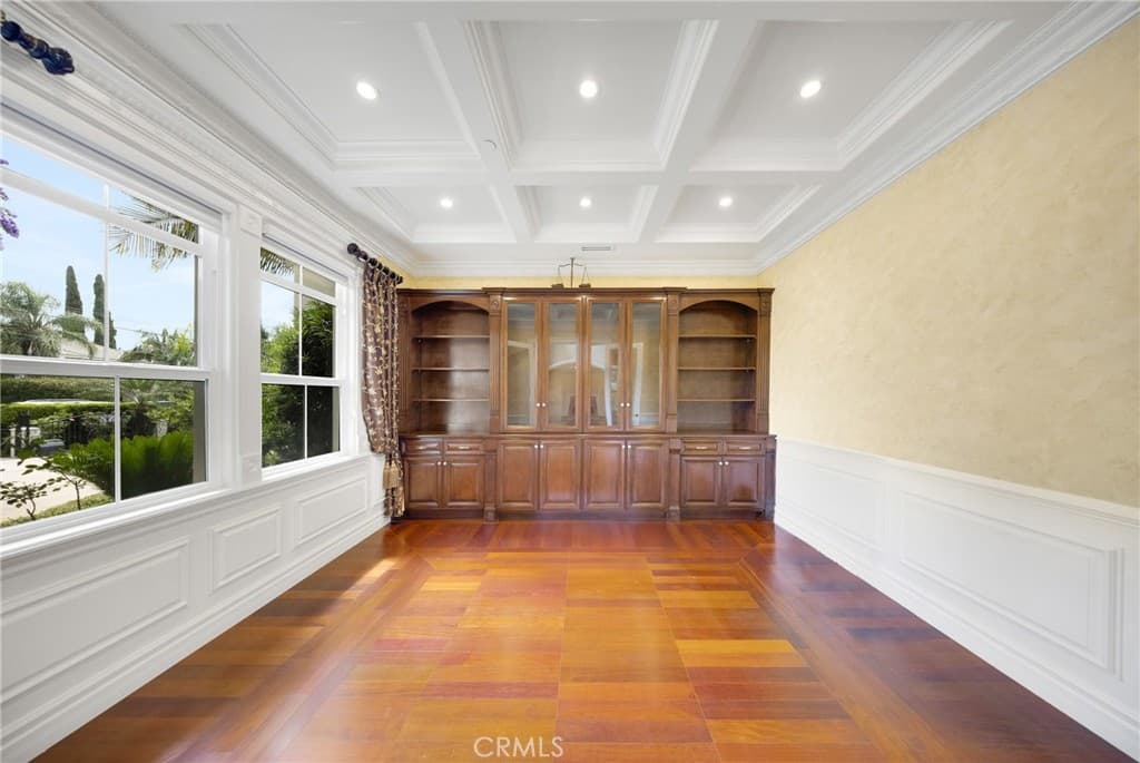 Home at 2041 S 6th, Arcadia — photo 8 of 12