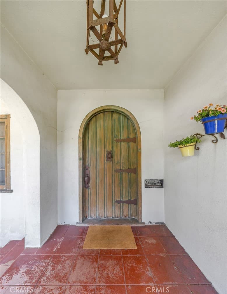 Home at 234 N Magnolia, Monrovia — photo 2 of 12