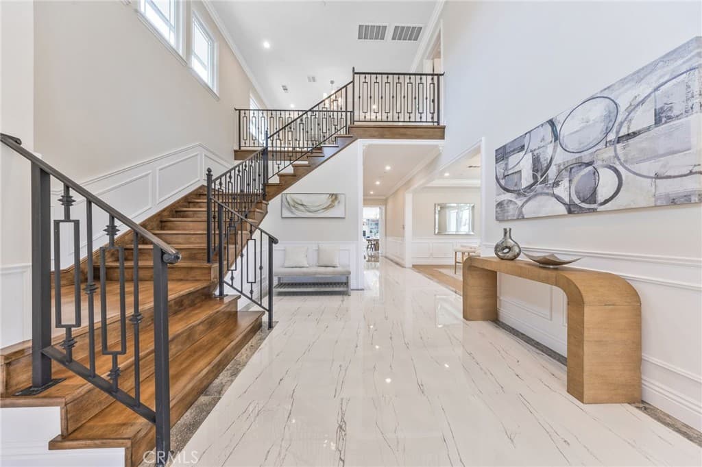 Home at 2740 Gilpin, Arcadia — photo 4 of 12
