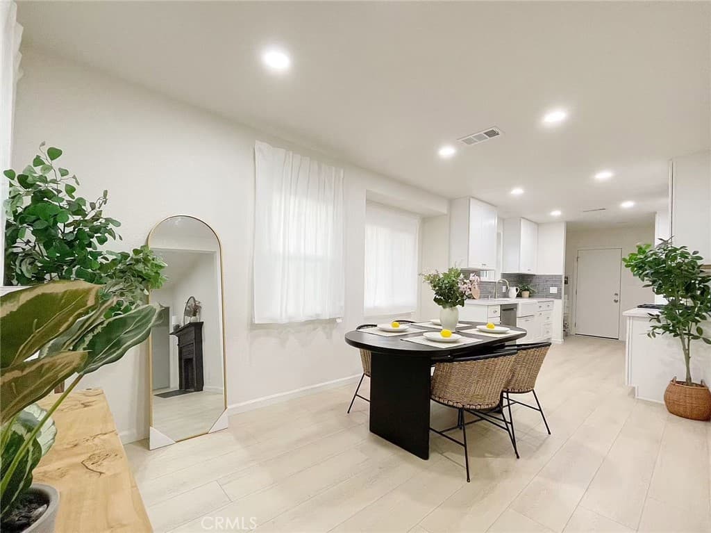 Home at 877 W Edna, Covina — photo 8 of 12