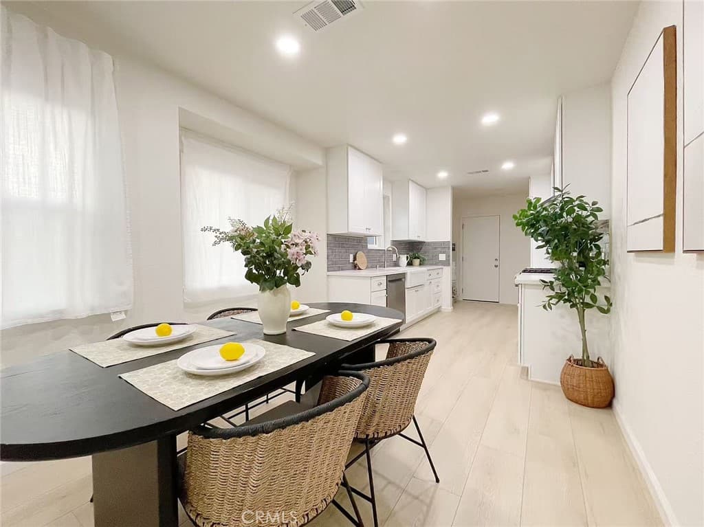 Home at 877 W Edna, Covina — photo 10 of 12