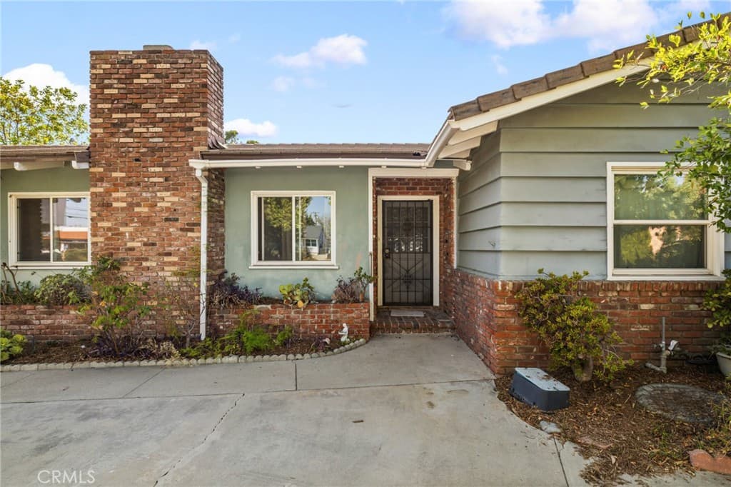 Home at 1121 Highland Oaks Drive, Arcadia — photo 10 of 12