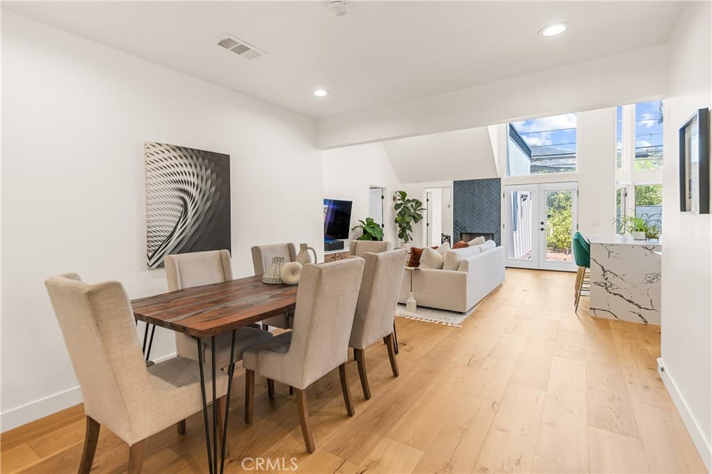 Home at 205 Laurel, Arcadia — photo 4 of 12