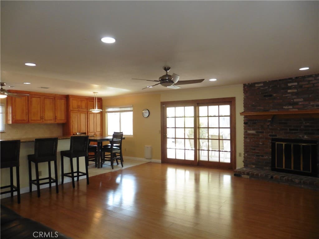 Home at 706 W Wistaria, Arcadia — photo 6 of 12