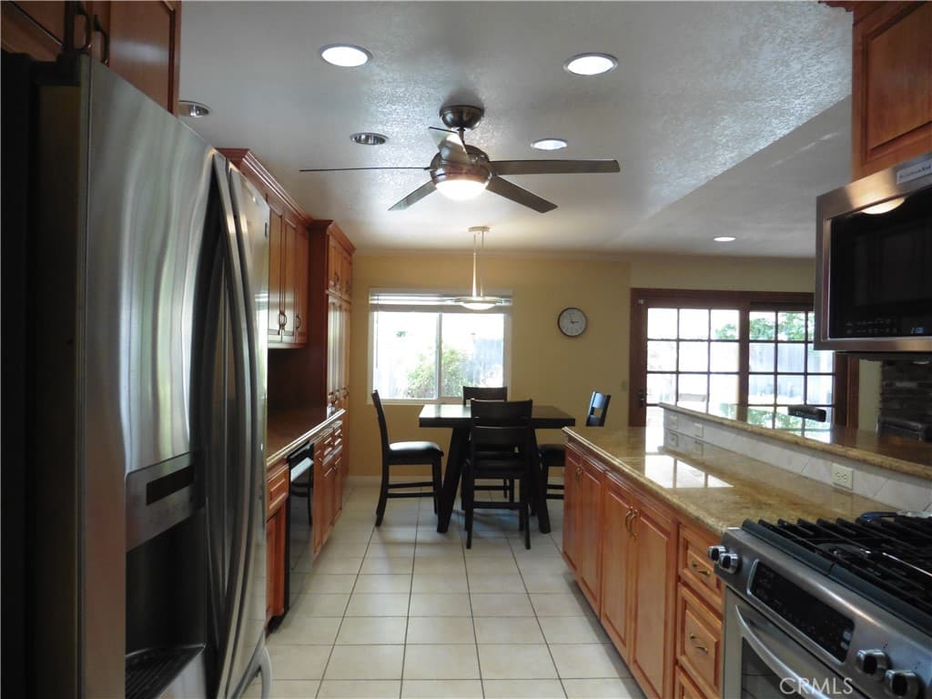 Home at 706 W Wistaria, Arcadia — photo 8 of 12