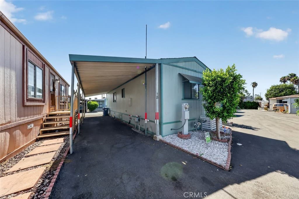 Home at 1020 S Mountain, Monrovia — photo 4 of 12