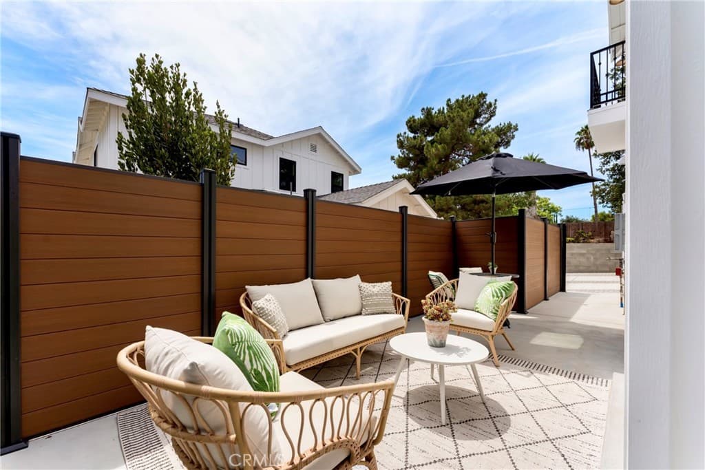 Condo at 180 W Highland Avenue, Sierra Madre — photo 7 of 12