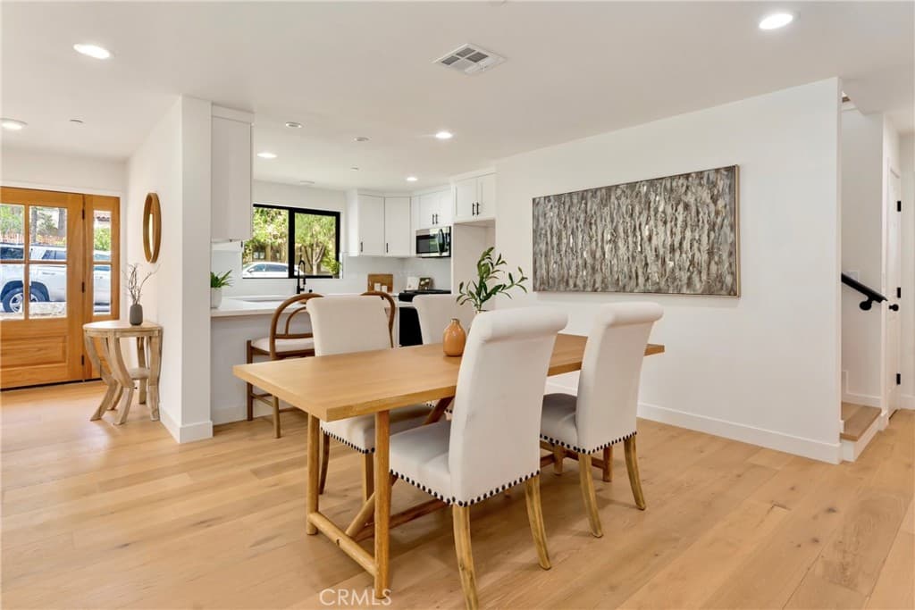 Condo at 180 W Highland Avenue, Sierra Madre — photo 10 of 12