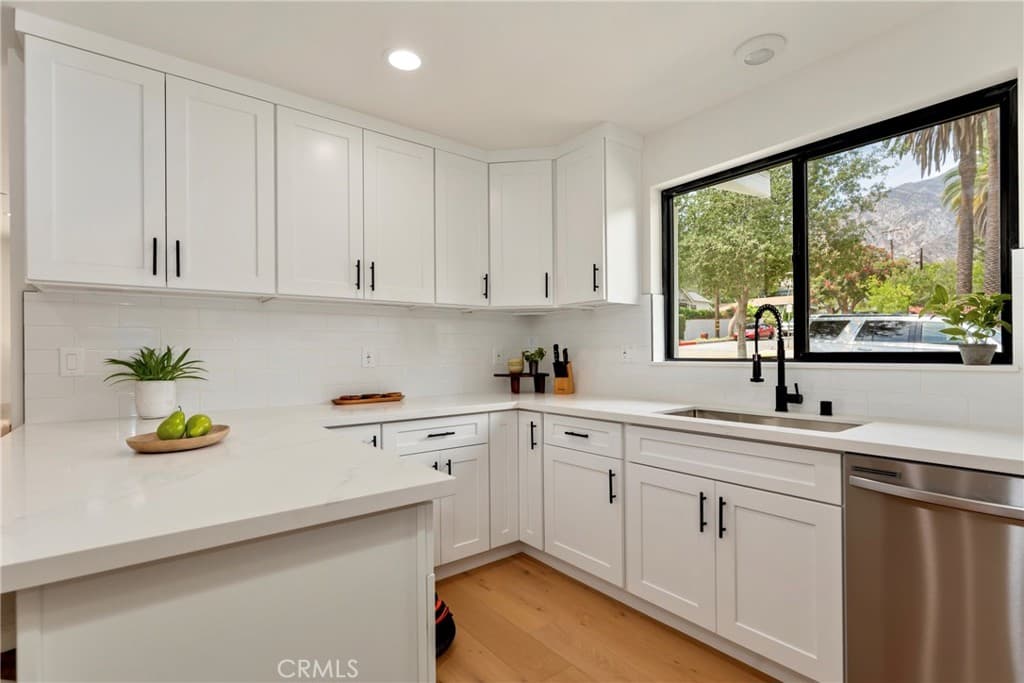 Condo at 182 W Highland Avenue, Sierra Madre — photo 9 of 12