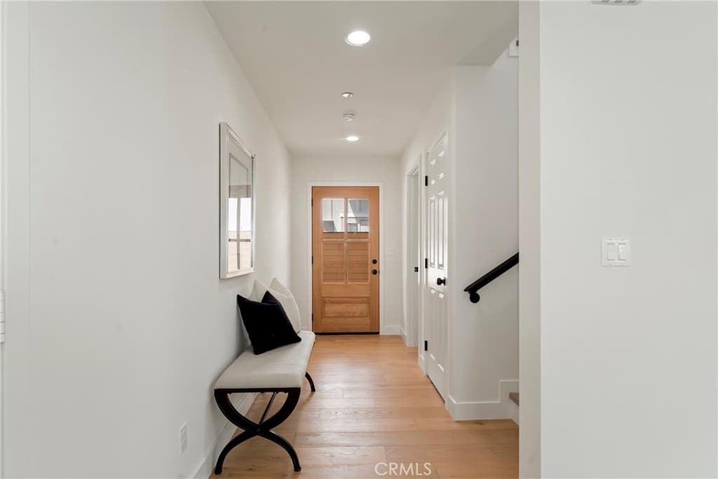 Condo at 184 W Highland, Sierra Madre — photo 10 of 12