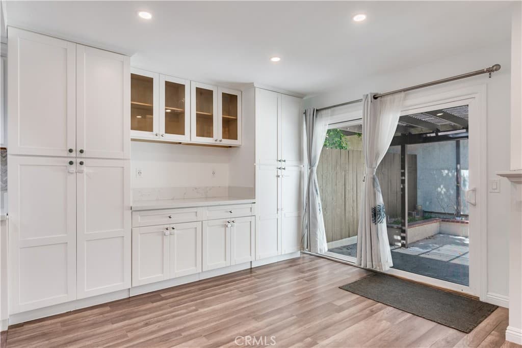Townhouse at 1268 Tarryglen Ln, San Dimas — photo 8 of 12