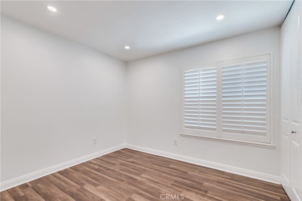 Townhouse at 1268 Tarryglen Ln, San Dimas — photo 10 of 12