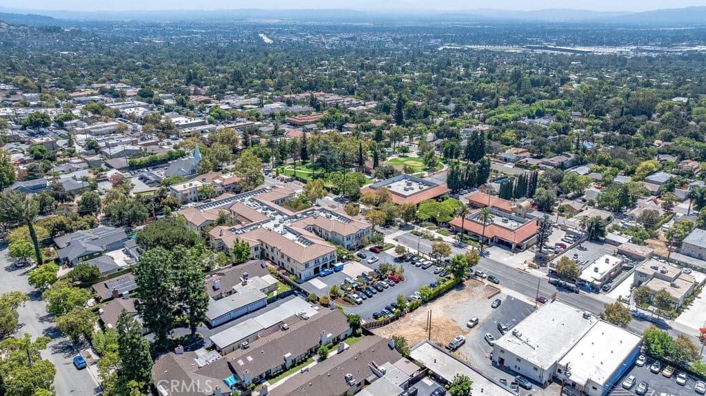 Home at 283 W Sierra Madre, Sierra Madre — photo 11 of 11