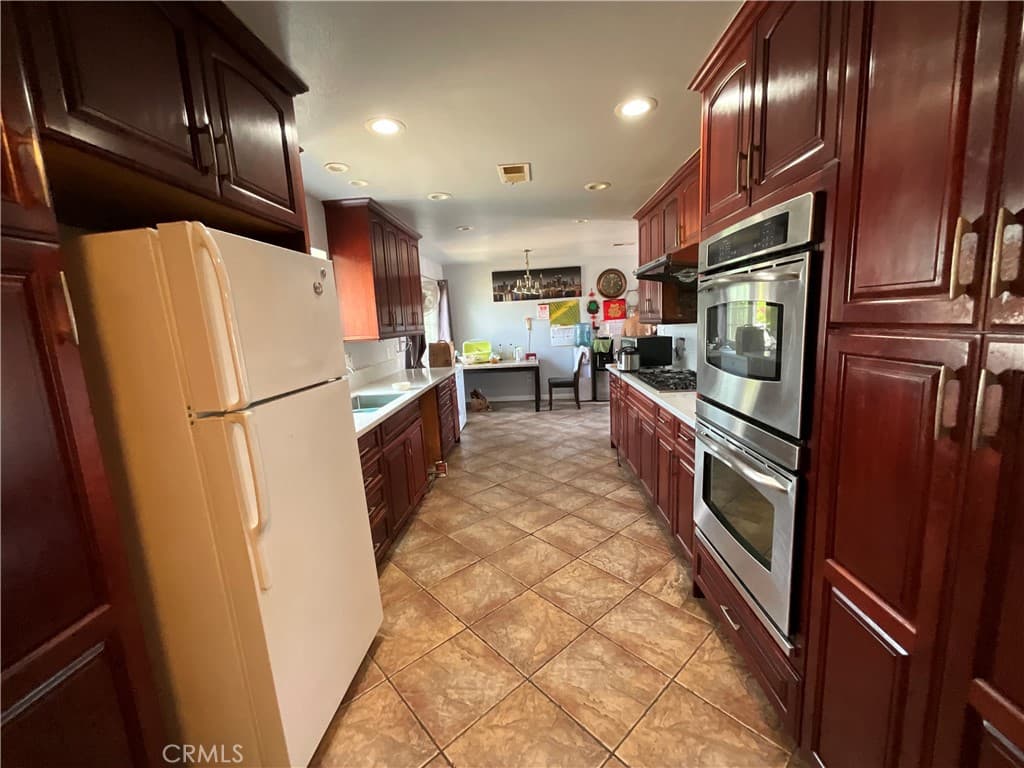 Home at 1120 Valencia, Hacienda Heights — photo 5 of 12