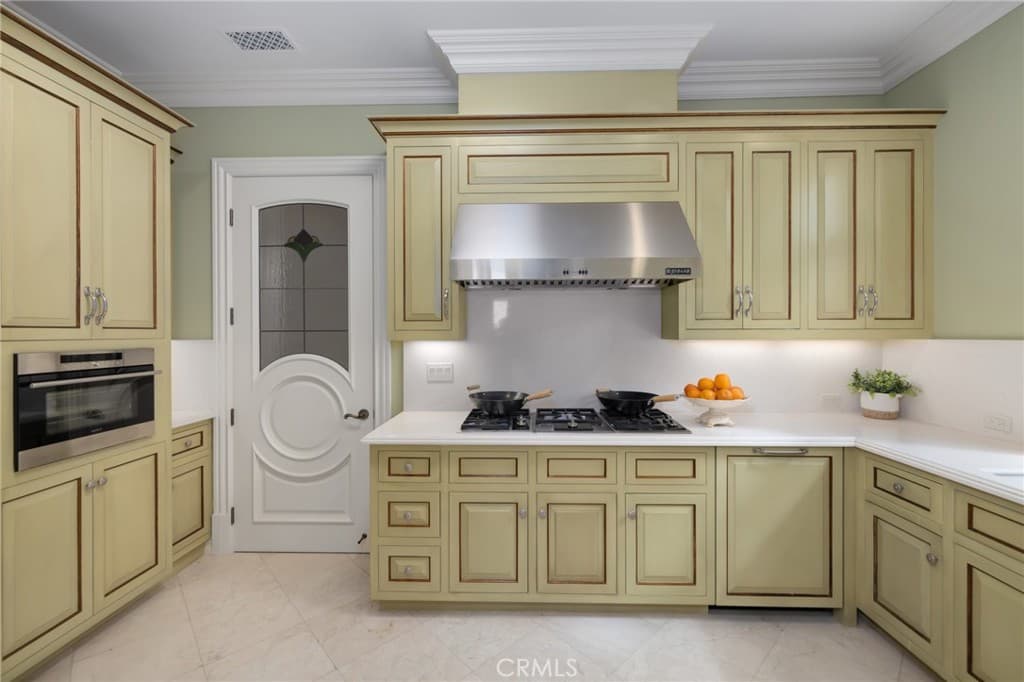 Home at 165 Circle, Bradbury — photo 10 of 12