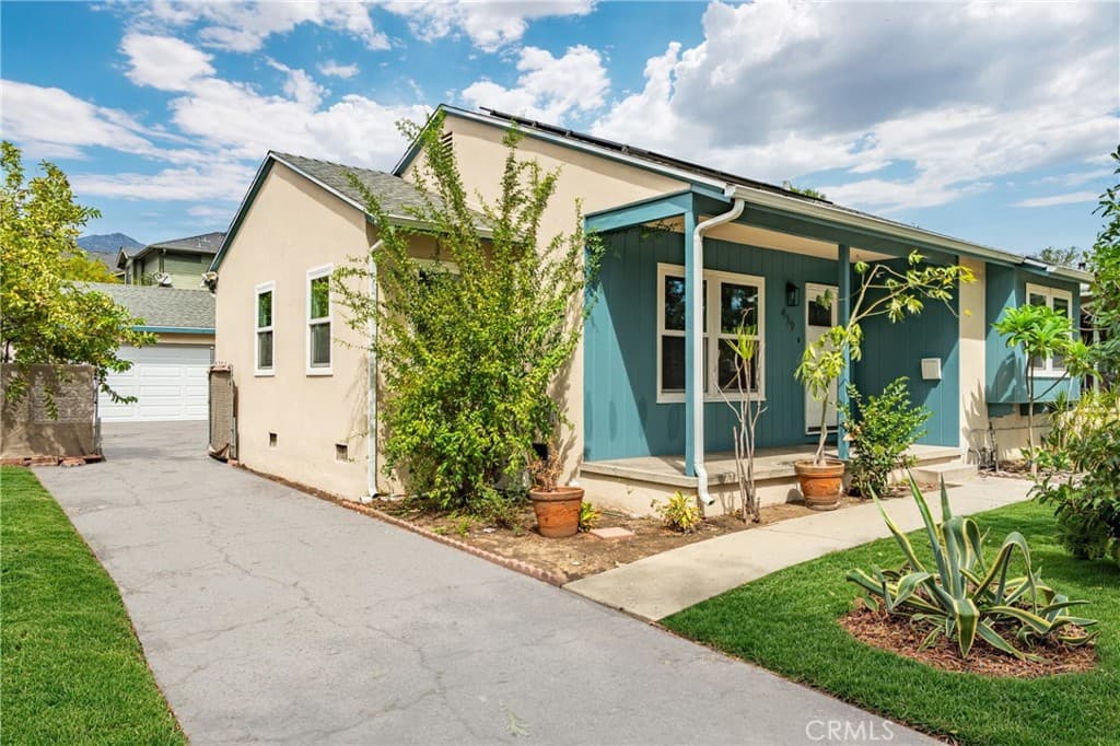 Home at 439 Montana Street, Monrovia — photo 2 of 12