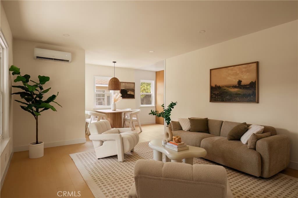 Home at 439 Montana Street, Monrovia — photo 5 of 12
