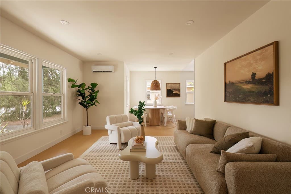 Home at 439 Montana Street, Monrovia — photo 6 of 12