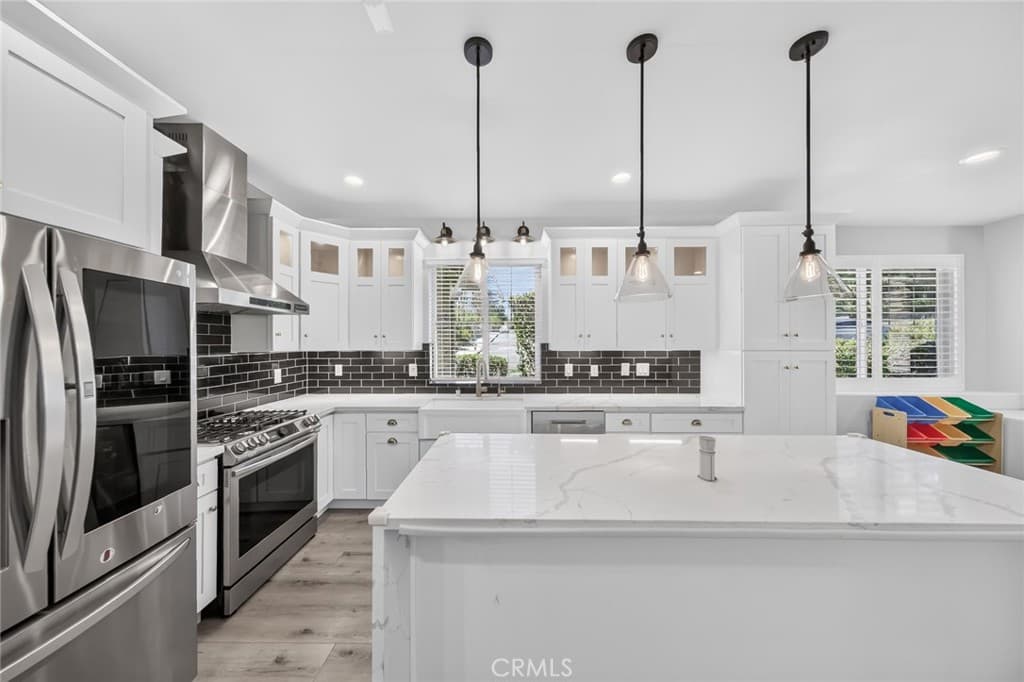 Condo at 15 E Alegria, Sierra Madre — photo 11 of 12