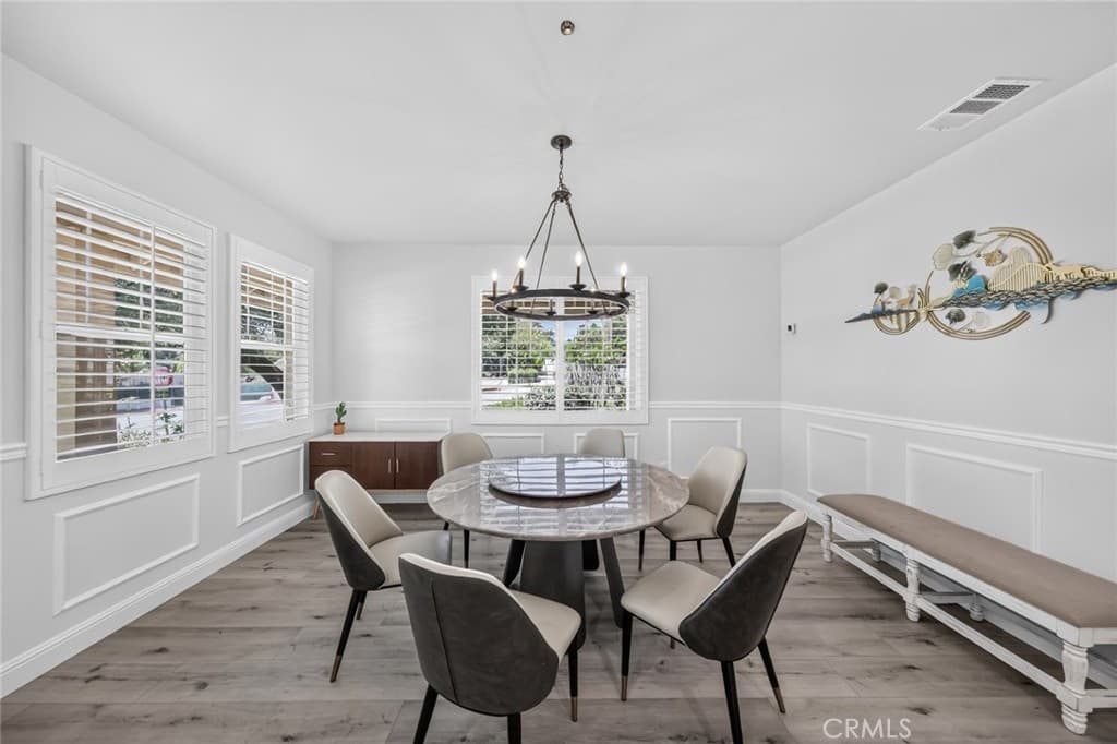 Condo at 15 E Alegria, Sierra Madre — photo 6 of 12