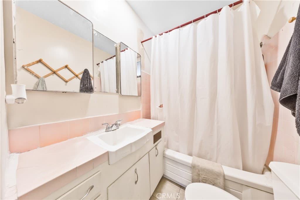 Condo at 1122 W Huntington Drive 7, Arcadia — photo 12 of 12
